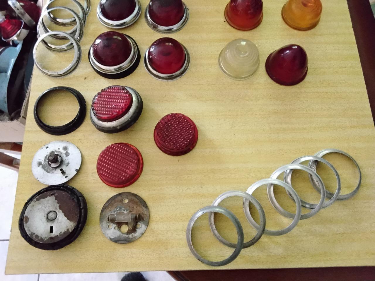 Feux PANHARD PL 17 LesAnciennes.com