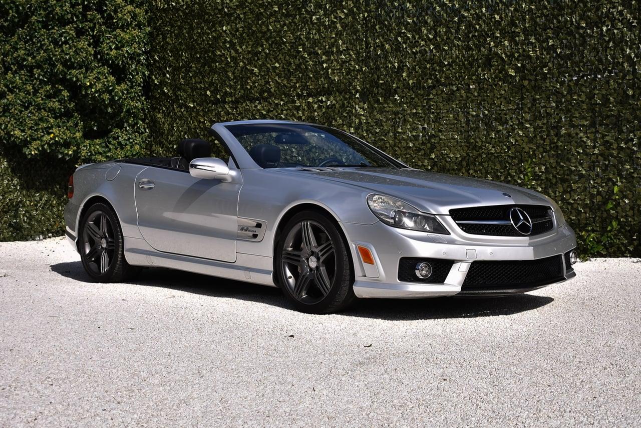2009 Mercedes-Benz R230 SL63 AMG Convertible 6,3L V8 LesAnciennes.com