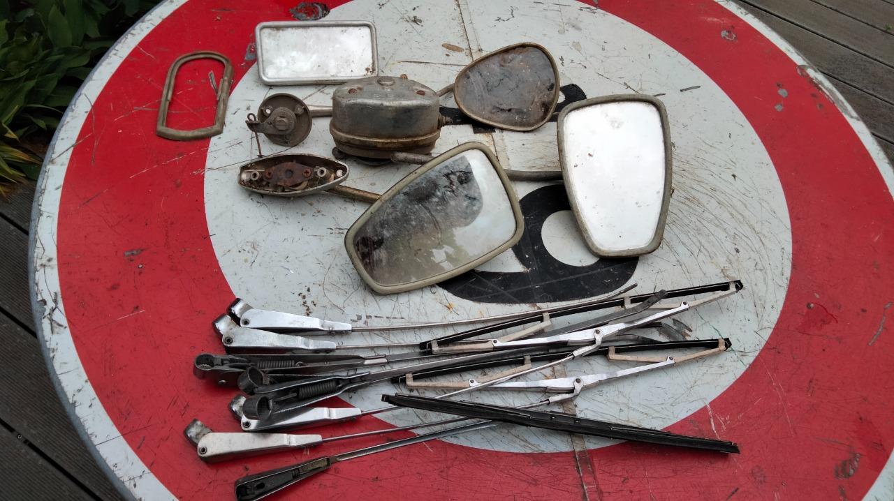 Bras essuie glace DIVERS Divers LesAnciennes.com