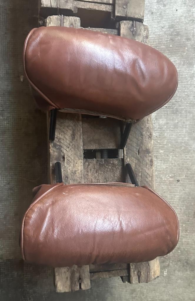 Appuis tête CITROEN CX Prestige série 1 LesAnciennes.com