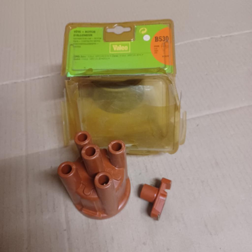 1 tête d'allumeur, 1 doigt d'allumage montage Bo LesAnciennes.com