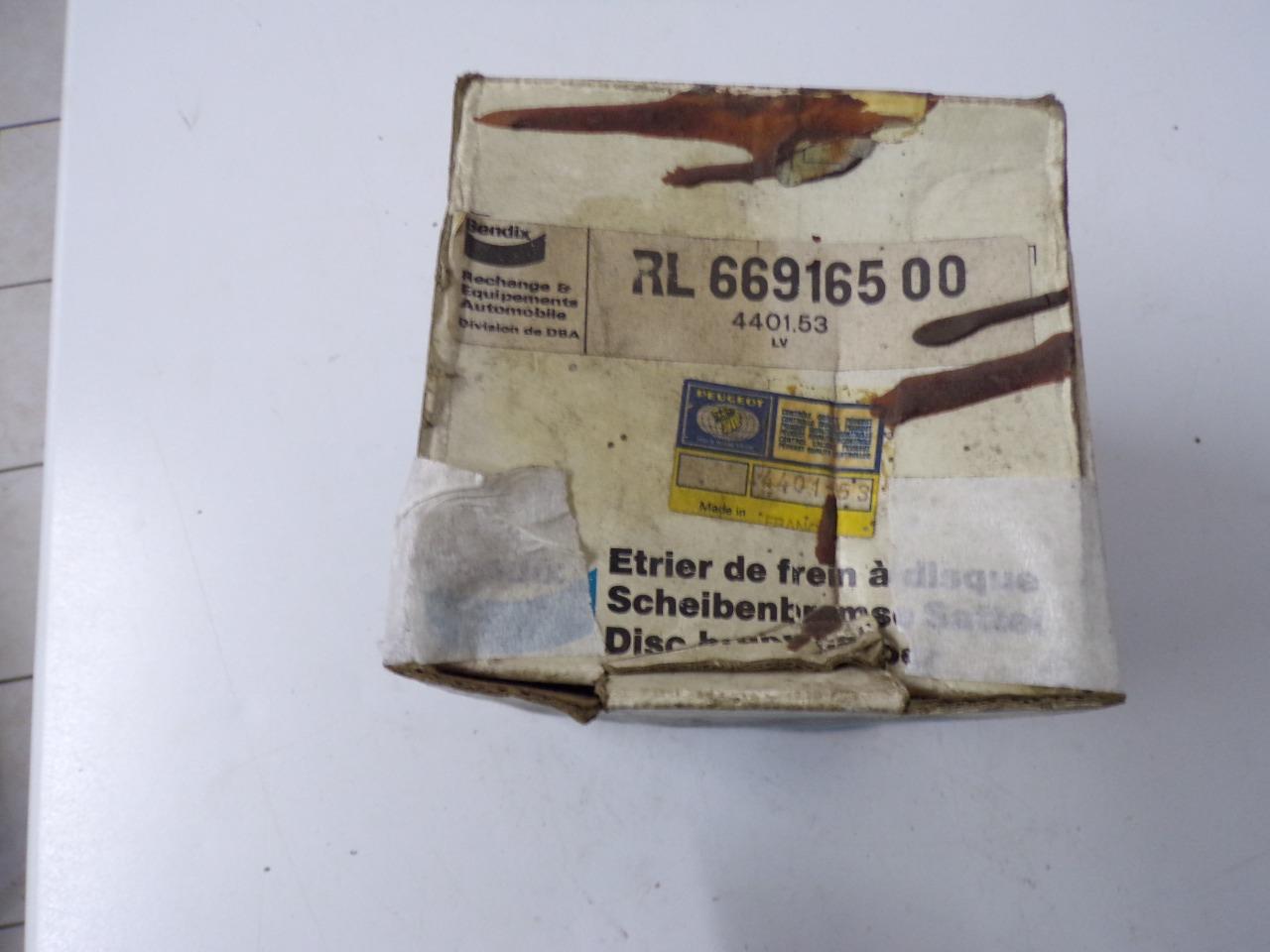 Etrier PEUGEOT divers LesAnciennes.com