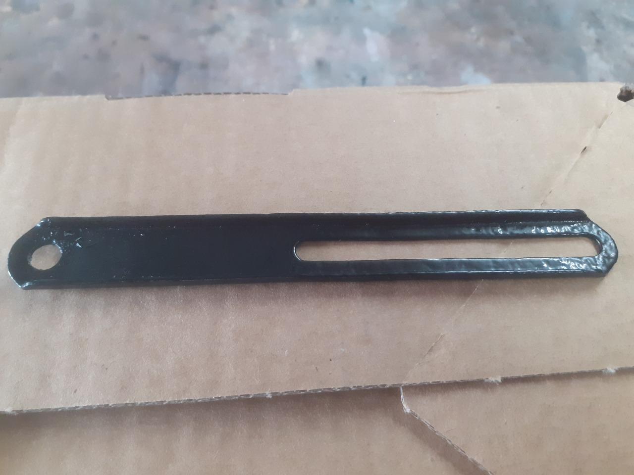 Tendeur RENAULT 8 (R8) LesAnciennes.com