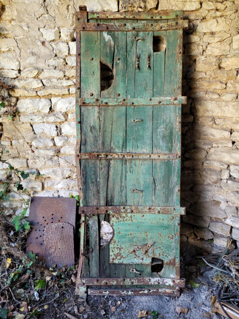 Hayon DODGE T110 LesAnciennes.com