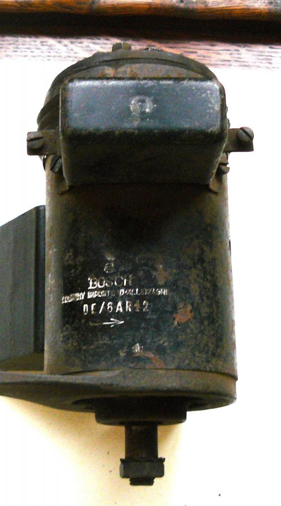Dynamo BOSCH Marquée DE/6AR12 LesAnciennes.com