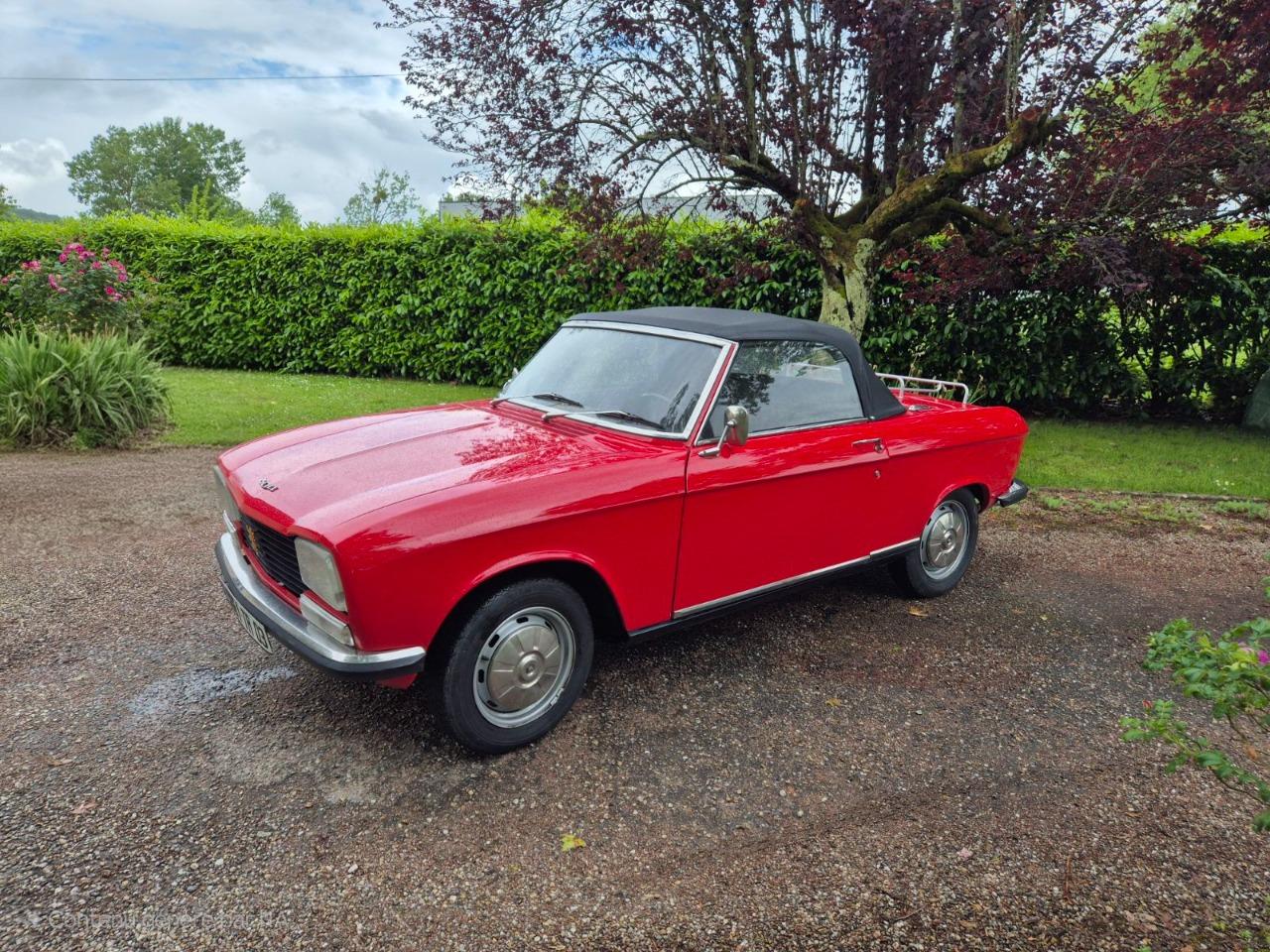 PEUGEOT 304 Cabriolet - 1972 LesAnciennes.com