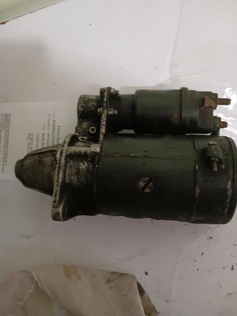 Démarreur RENAULT 4 CV LesAnciennes.com