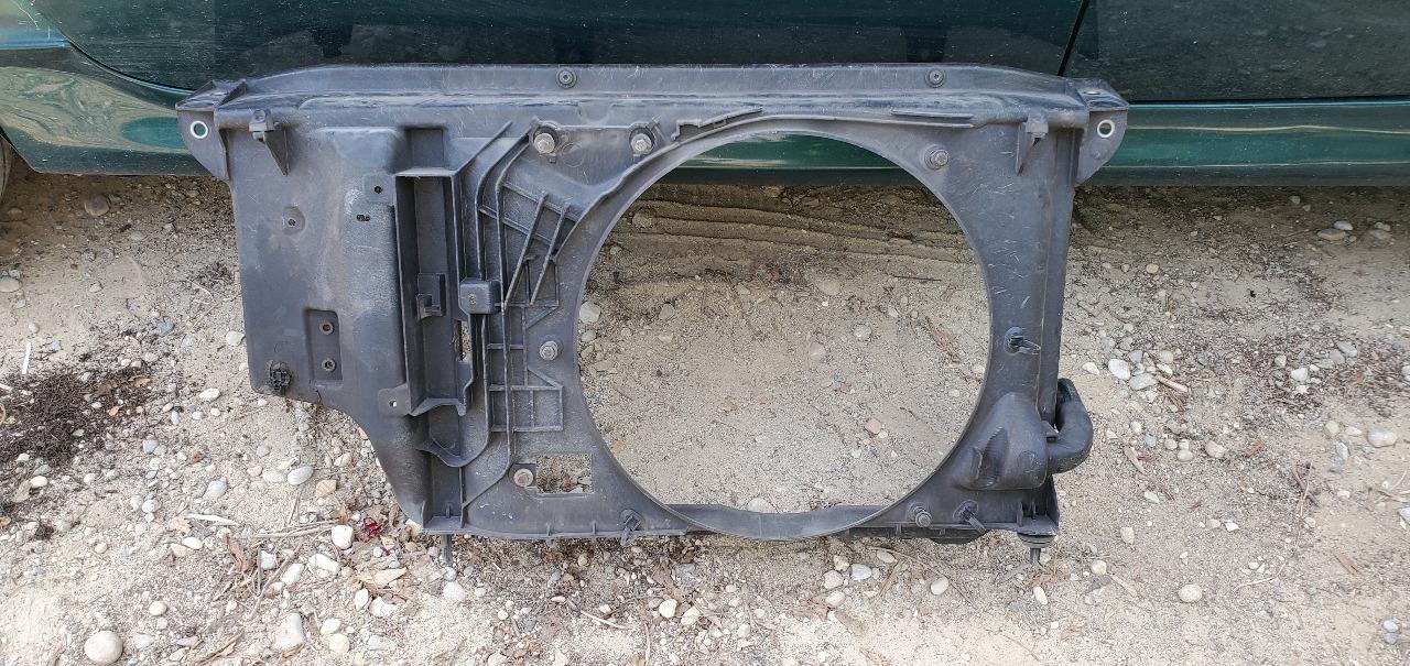 Masque avant PEUGEOT 206 1.400 essence, TB état LesAnciennes.com