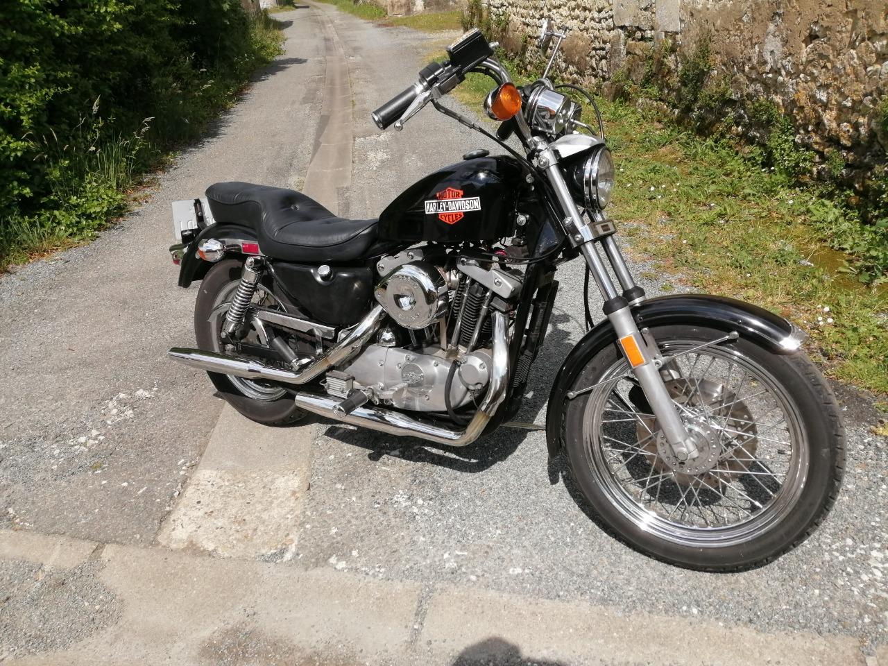 HARLEY DAVIDSON Sportster - 1984 LesAnciennes.com