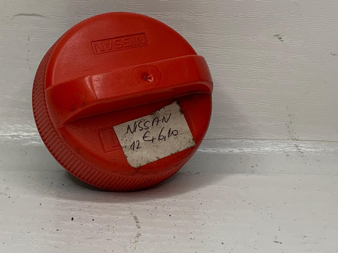 Bouchon de carburent NISSAN diesel LesAnciennes.com