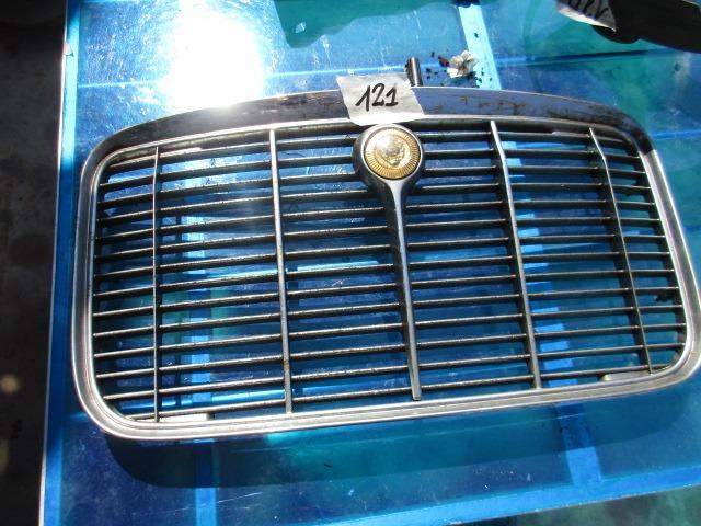 Calandre avant Jaguar XJ6 sèrie 1 LesAnciennes.com