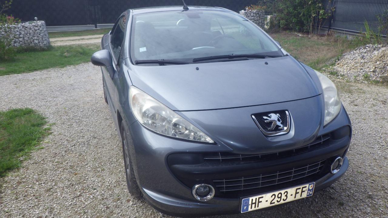 PEUGEOT 207 cc 120 cv VTI - 2007 LesAnciennes.com