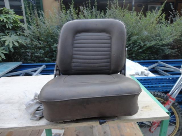 Siège avant Maserati 3500 GT Vignale LesAnciennes.com