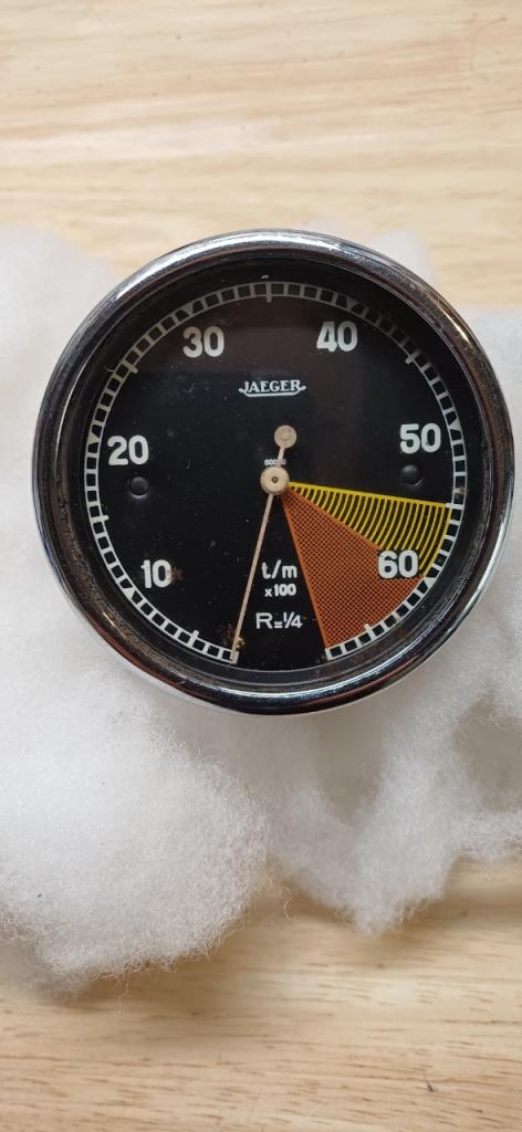 Compte-tours RENAULT Dauphine 1093 LesAnciennes.com