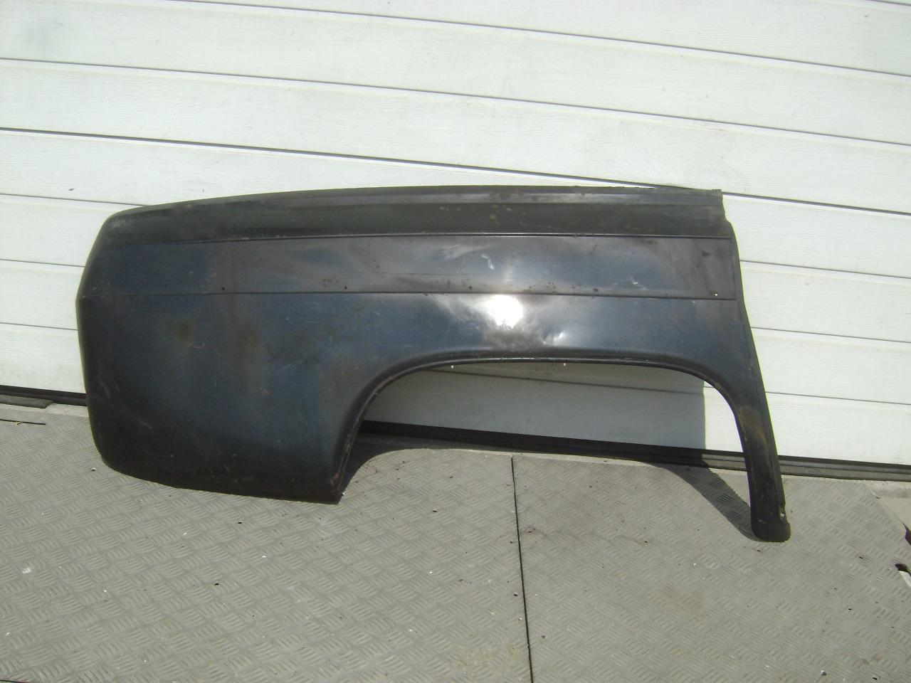 Aile AR RENAULT 10 (R10) LesAnciennes.com