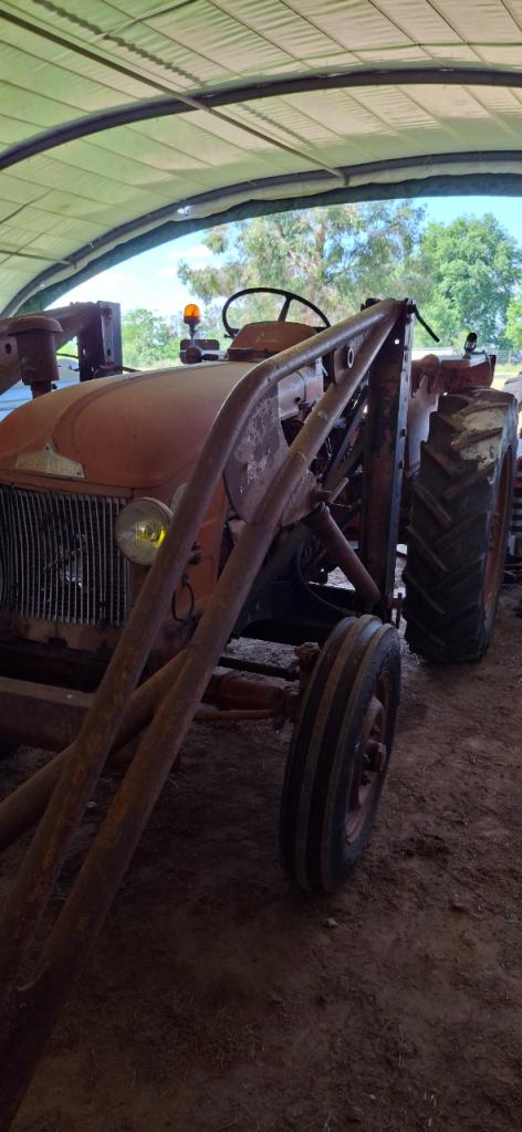 RENAULT D22 - 1962 LesAnciennes.com