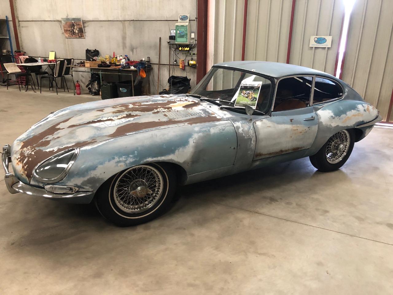 JAGUAR Type E COUPE 3.8L - 1964 LesAnciennes.com