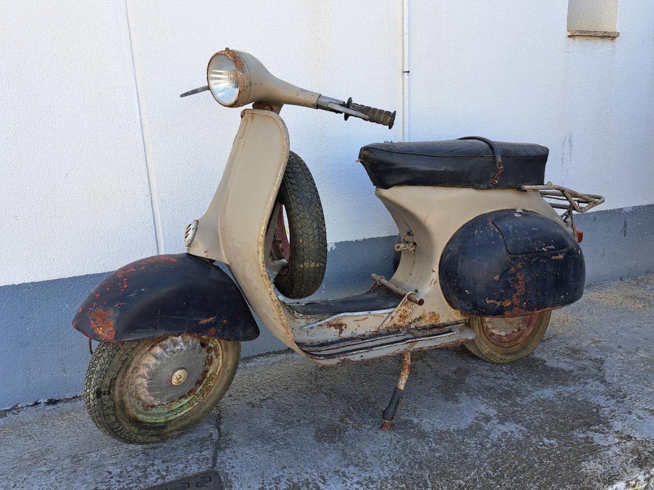 VESPA 150 S - 1962 LesAnciennes.com