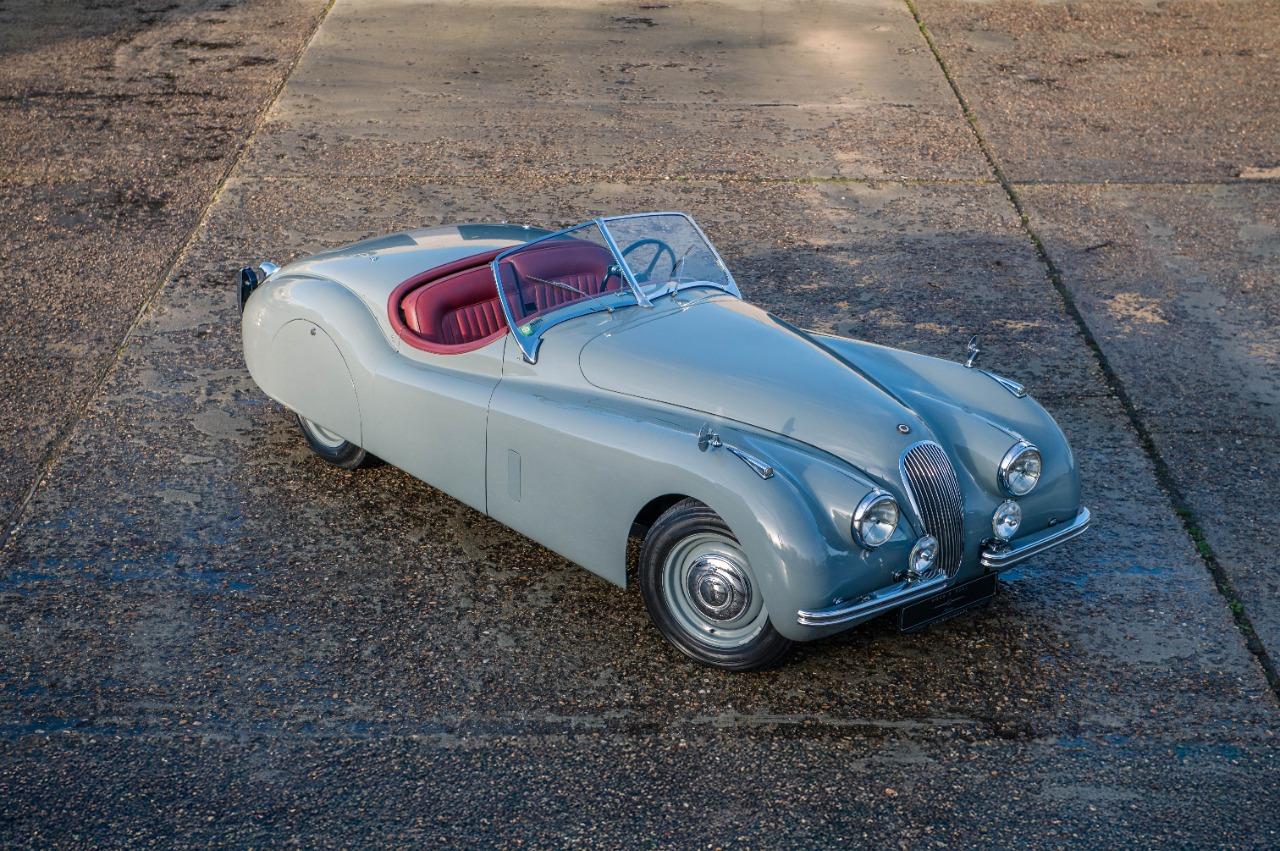 JAGUAR XK120 - 1951 LesAnciennes.com