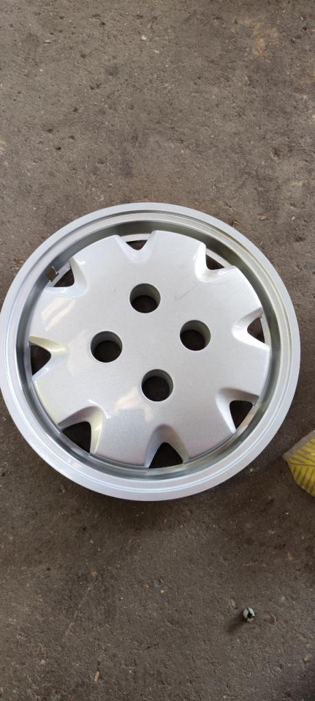 Enjoliveur Renault R9/R11 LesAnciennes.com