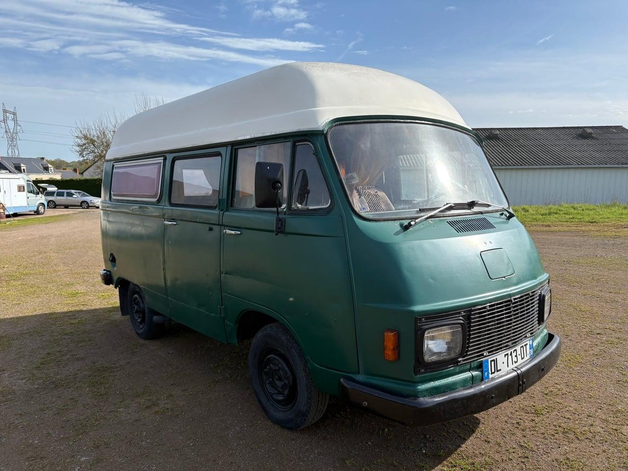 1976 Mercedes-Benz L206D Camper LesAnciennes.com