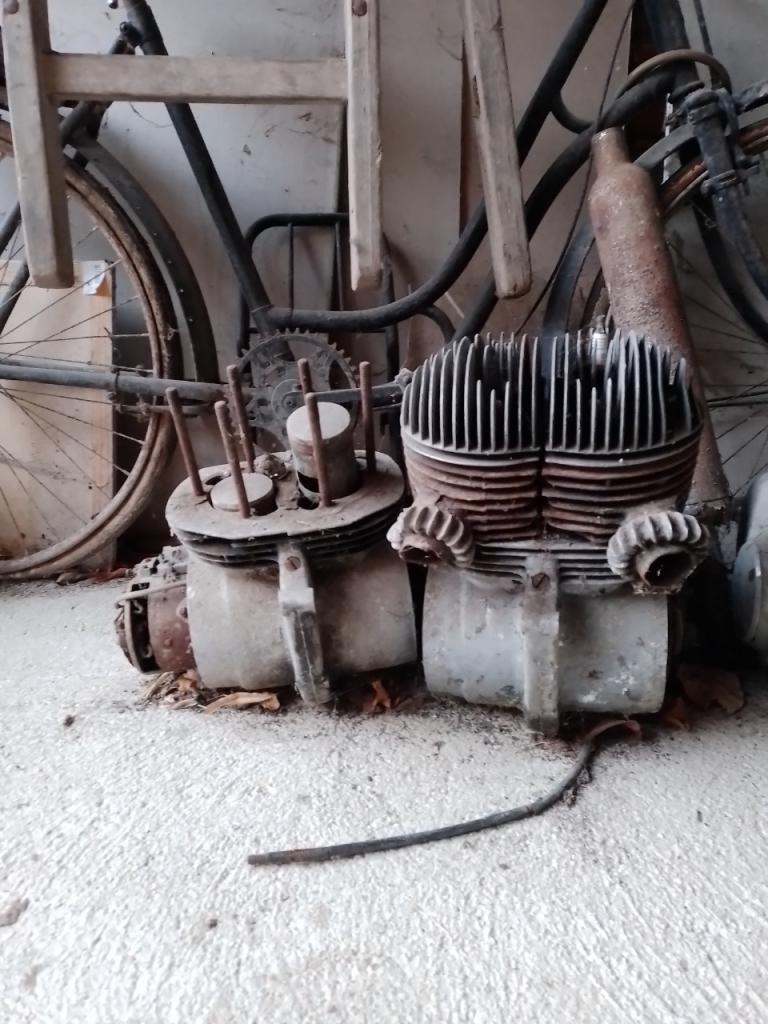 Bas moteur JAWA 350 LesAnciennes.com