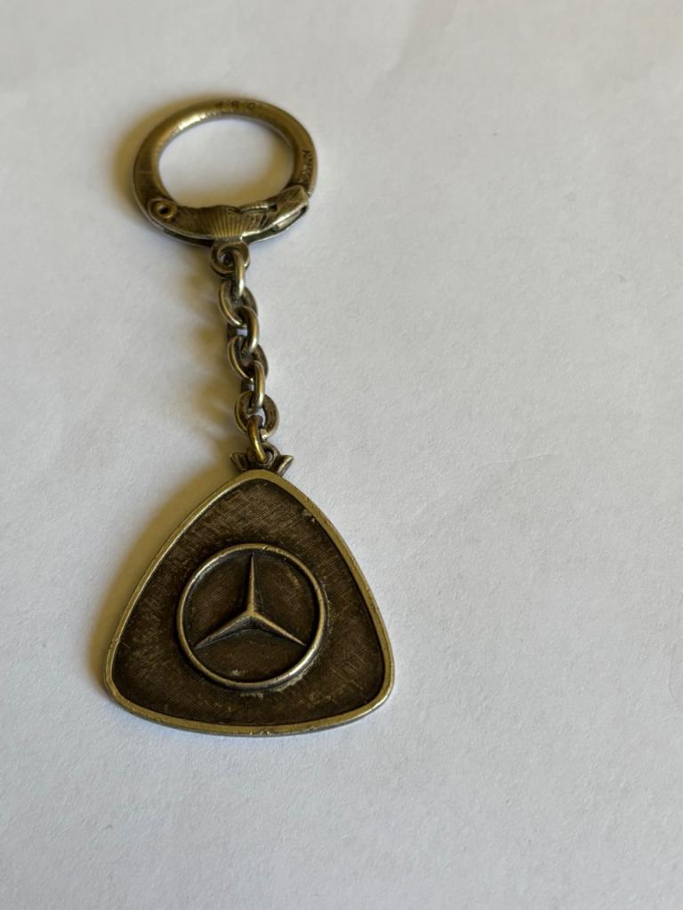 Ancien porteclef mercedes LesAnciennes.com