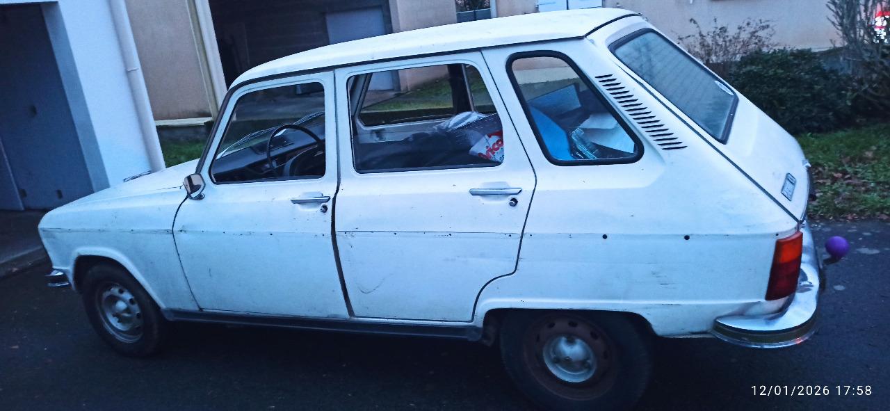 RENAULT 6 (R6) TL - 1975 LesAnciennes.com