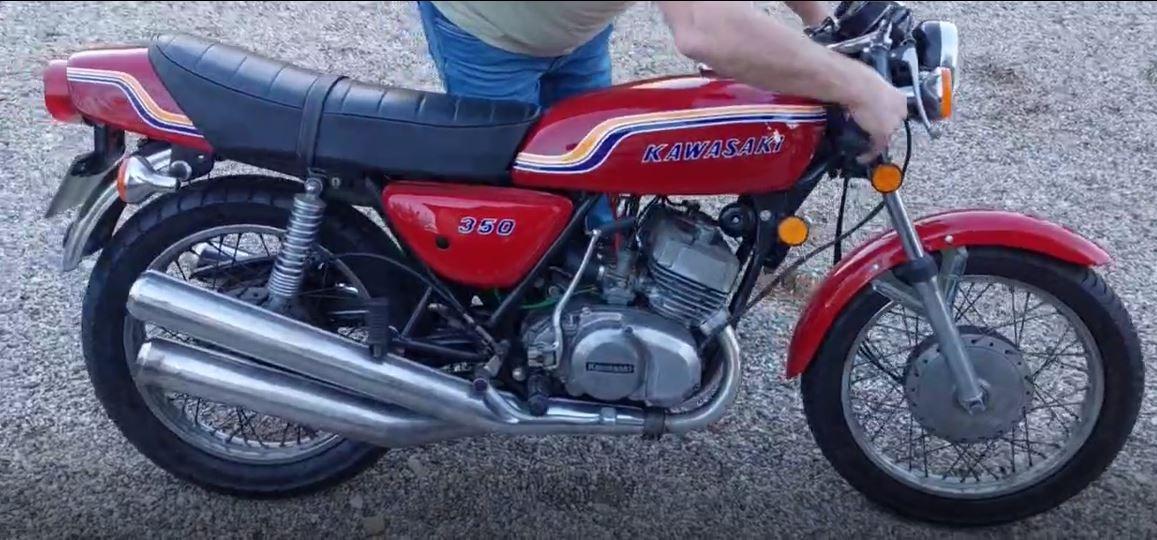 KAWASAKI 350 S2 - 1975 LesAnciennes.com