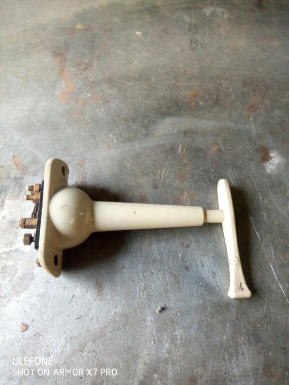 Commande de feux RENAULT 4CV LesAnciennes.com