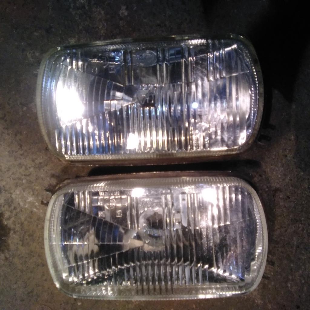 Optiques de phare SAAB 96 LesAnciennes.com