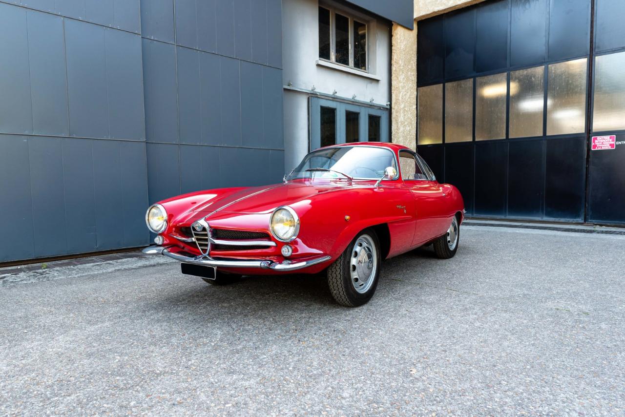 ALFA ROMEO Giulietta SPRINT 1300 - 1962 LesAnciennes.com