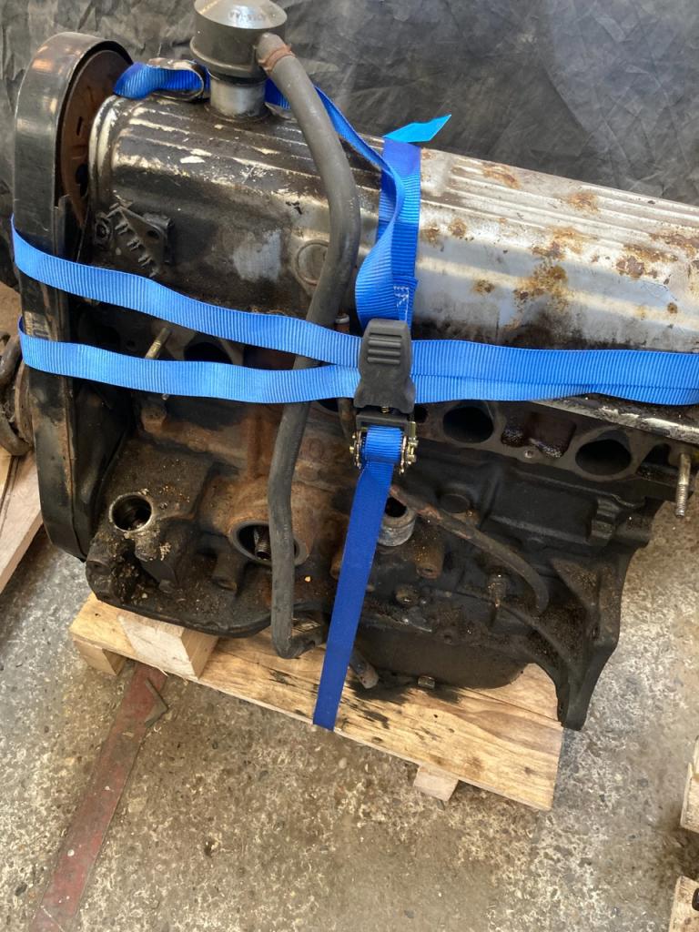 Moteur FORD Pinto Escort 2000 LesAnciennes.com