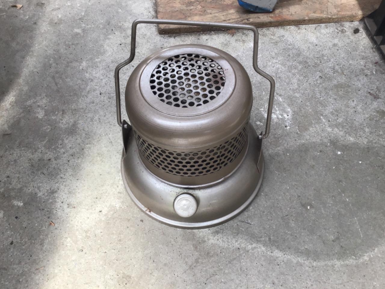 ANCIEN RÉCHAUD NEUF AIDE AU DÉMARRAGE LesAnciennes.com