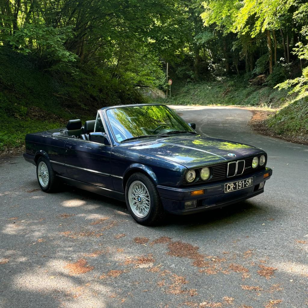 BMW 325 E30 Cabriolet - 1989 LesAnciennes.com