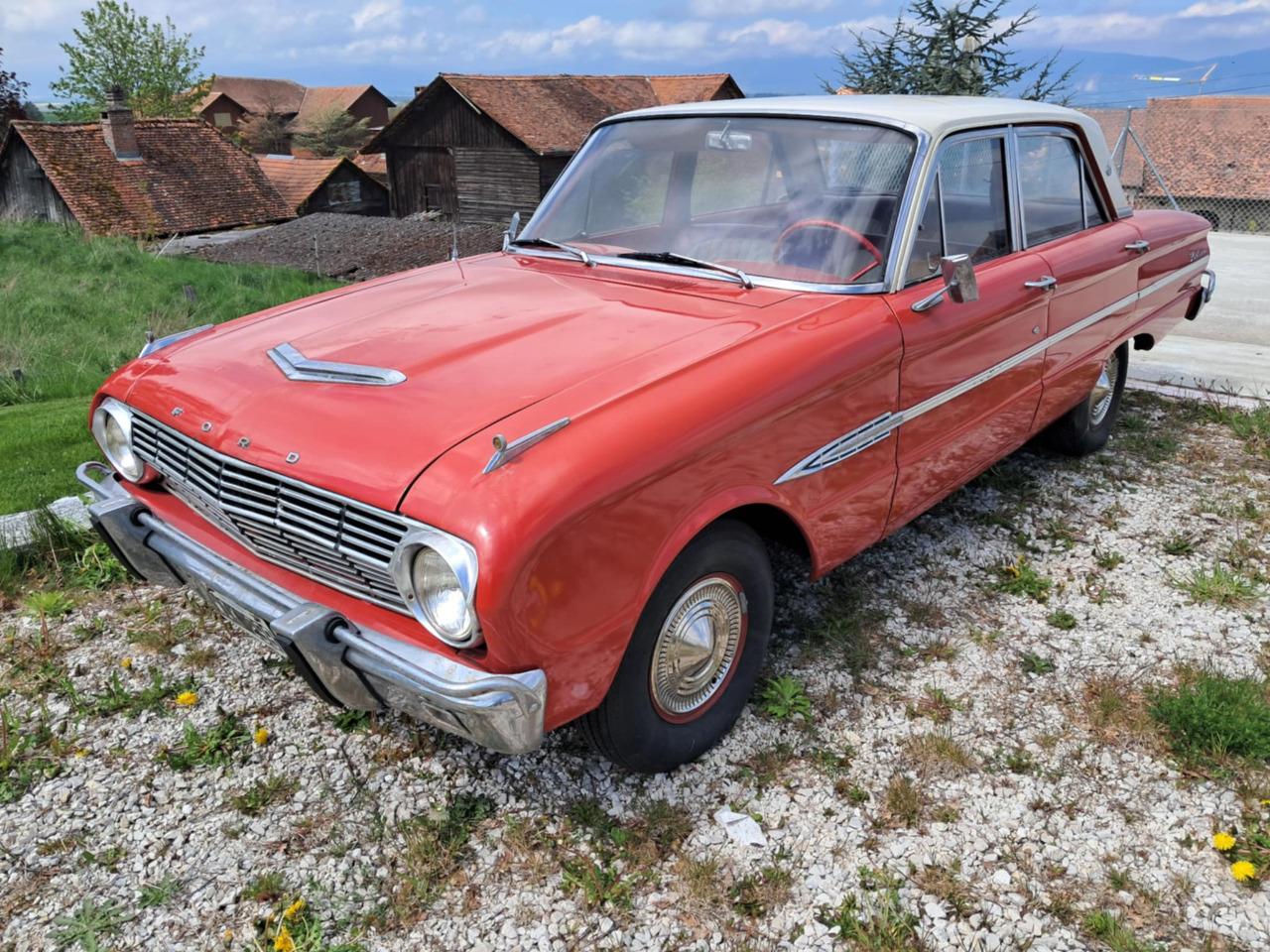 FORD Falcon 4 doors sedan/6cyl - 1963 LesAnciennes.com