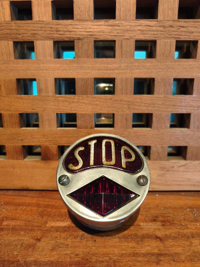 FEU STOP LesAnciennes.com