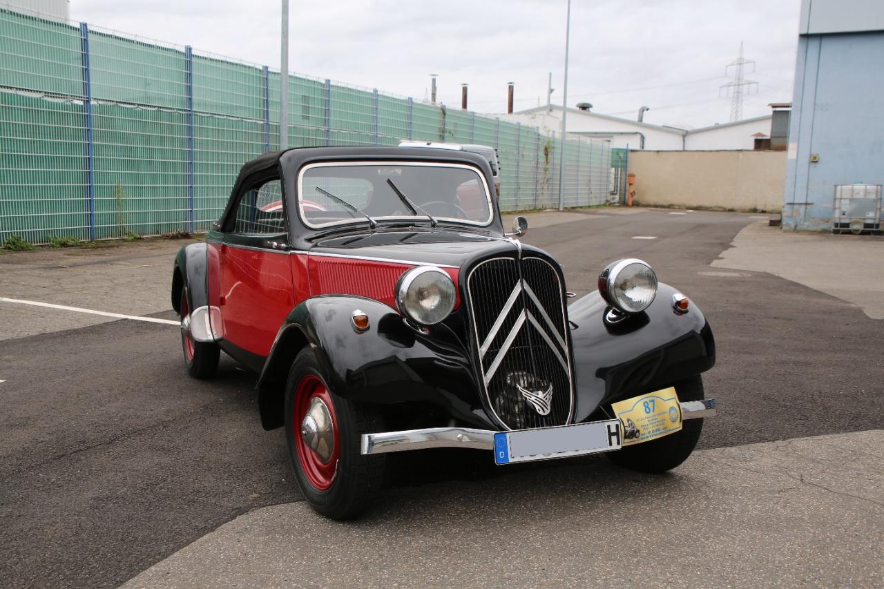 CITROEN Traction 11 BL Cabriolet - 1952 LesAnciennes.com