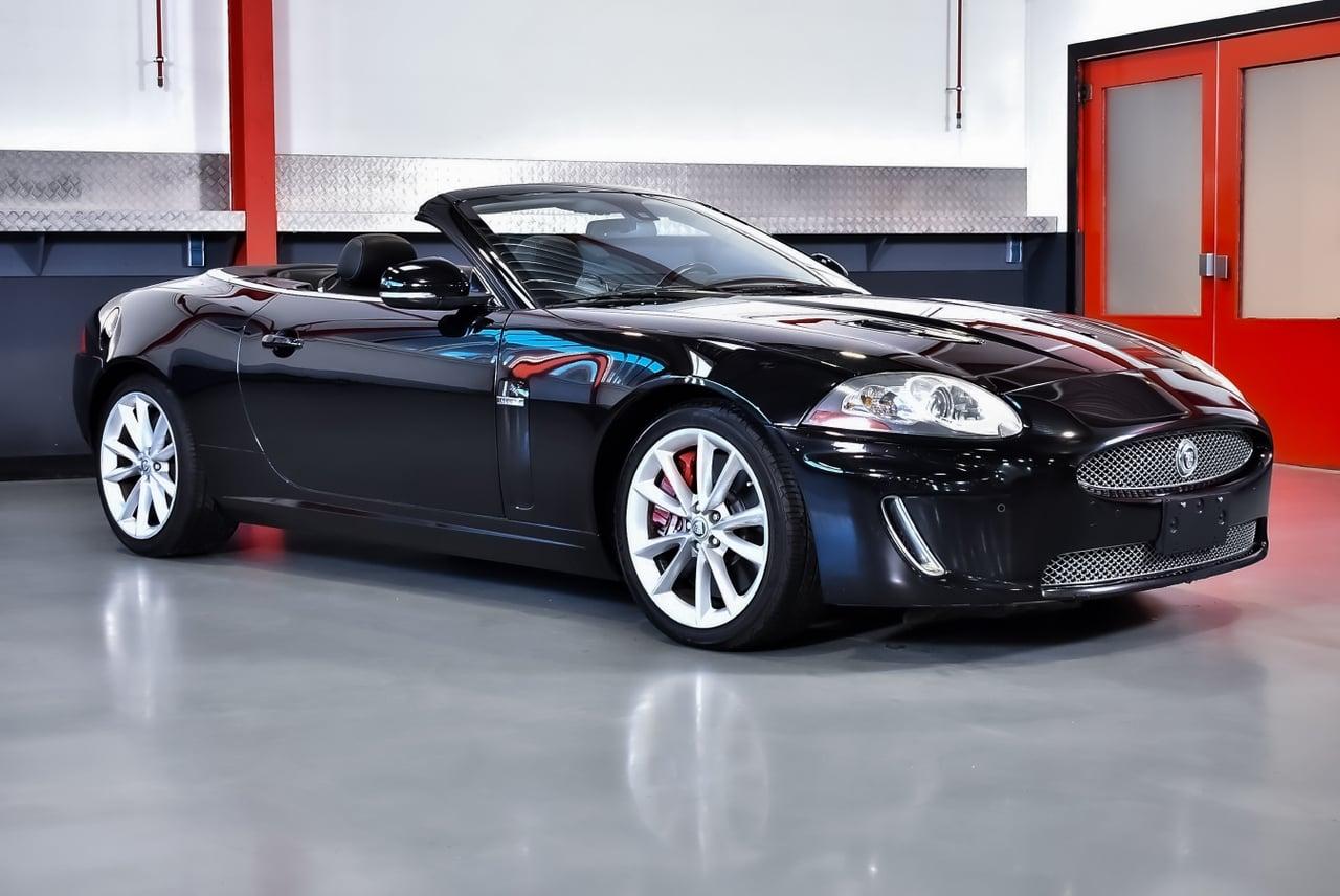 2011 Jaguar XKR Convertible 5L V8 X150 LesAnciennes.com