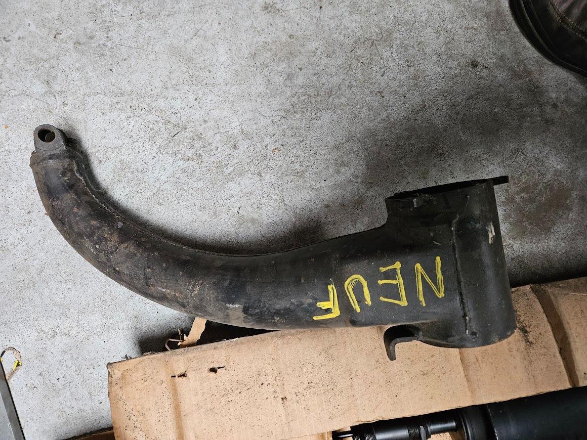 Bras de suspension CITROEN 2CV DIVERS LesAnciennes.com