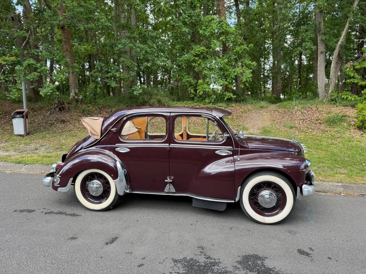 RENAULT 4CV DECOUVRABLE - 1956 LesAnciennes.com