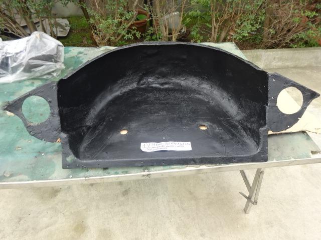 Logement roue de soucours Ferrari Dino 208/308 GT4 LesAnciennes.com