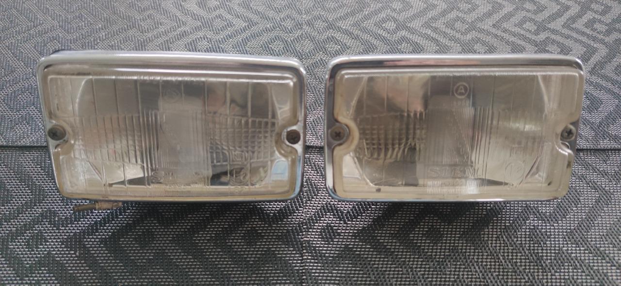 Phares longue portée SIMCA 1100 1301 1501 LesAnciennes.com