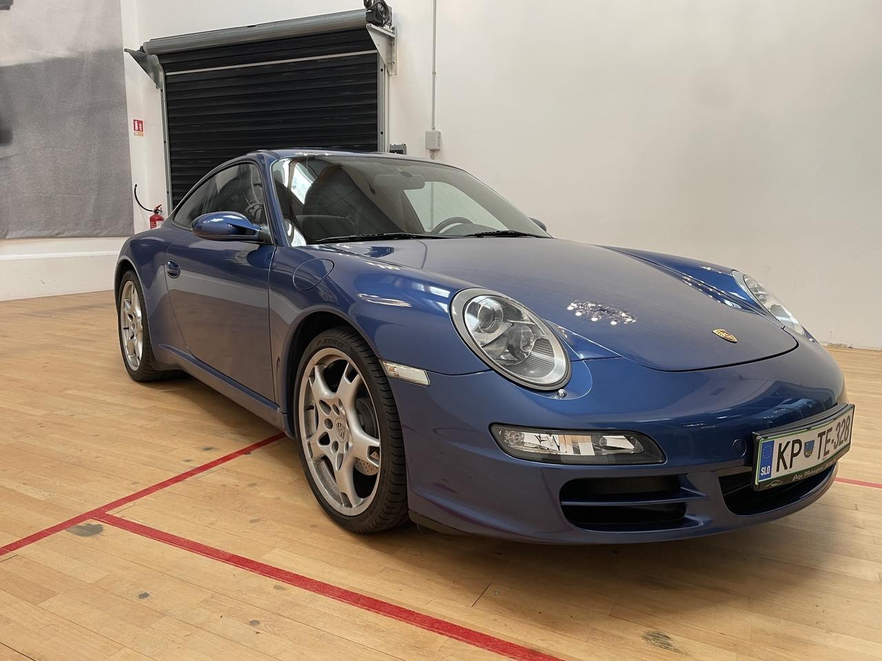 2006 Porsche 911 Carrera LesAnciennes.com