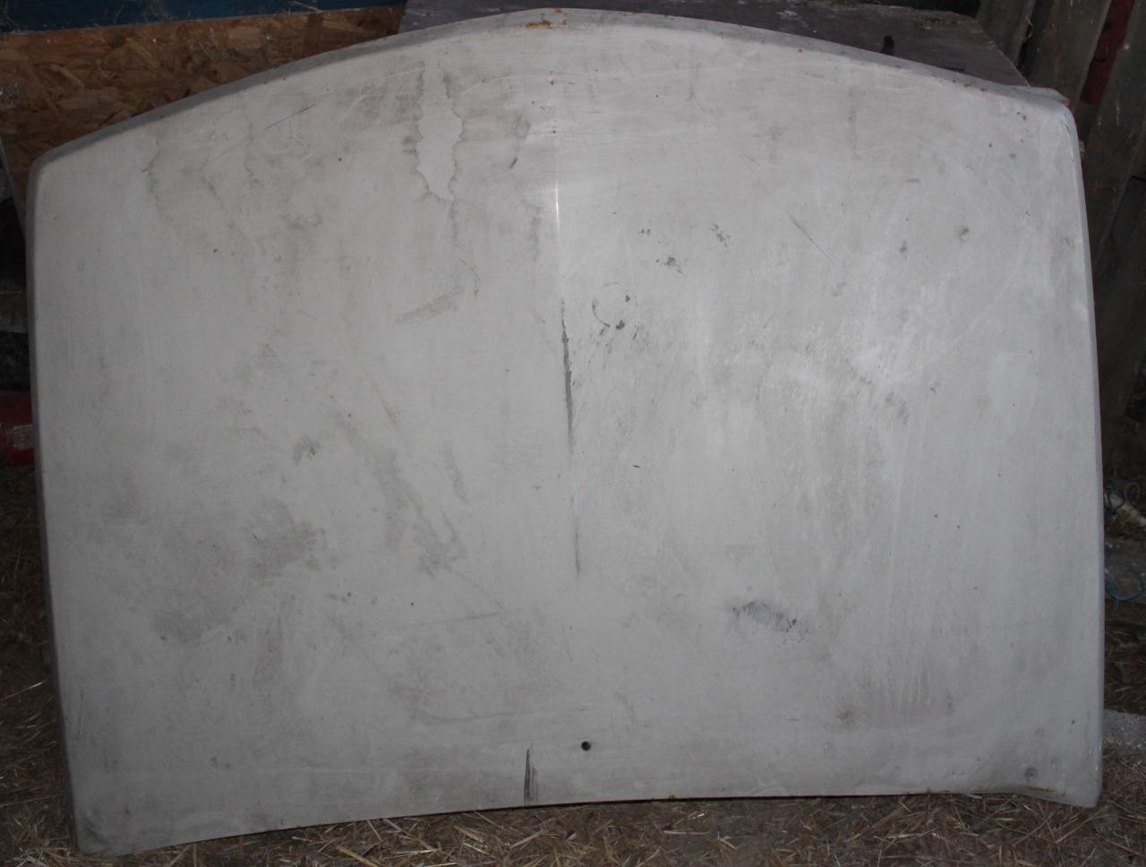 Capot RENAULT 18 (R18) Berline-break LesAnciennes.com