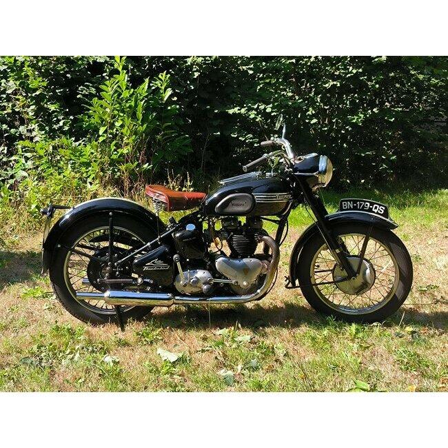 TRIUMPH Thunderbird - 1950 LesAnciennes.com