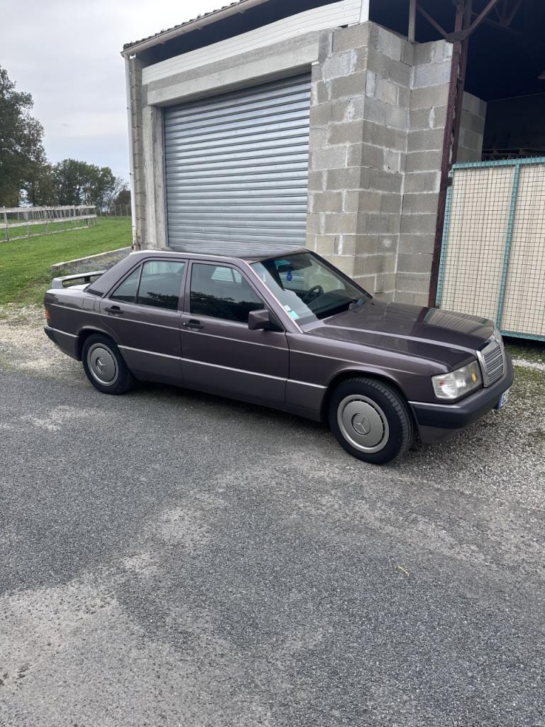 MERCEDES 190 D 2.5 L - 1992 LesAnciennes.com
