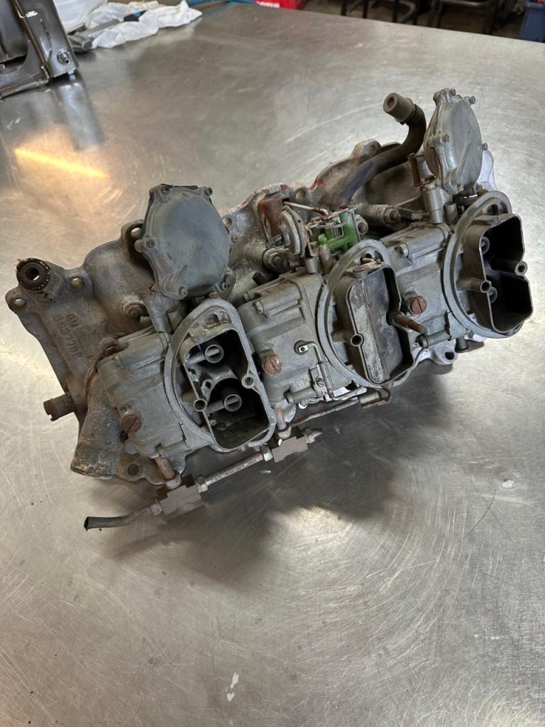 CHEVROLET Corvette LesAnciennes.com