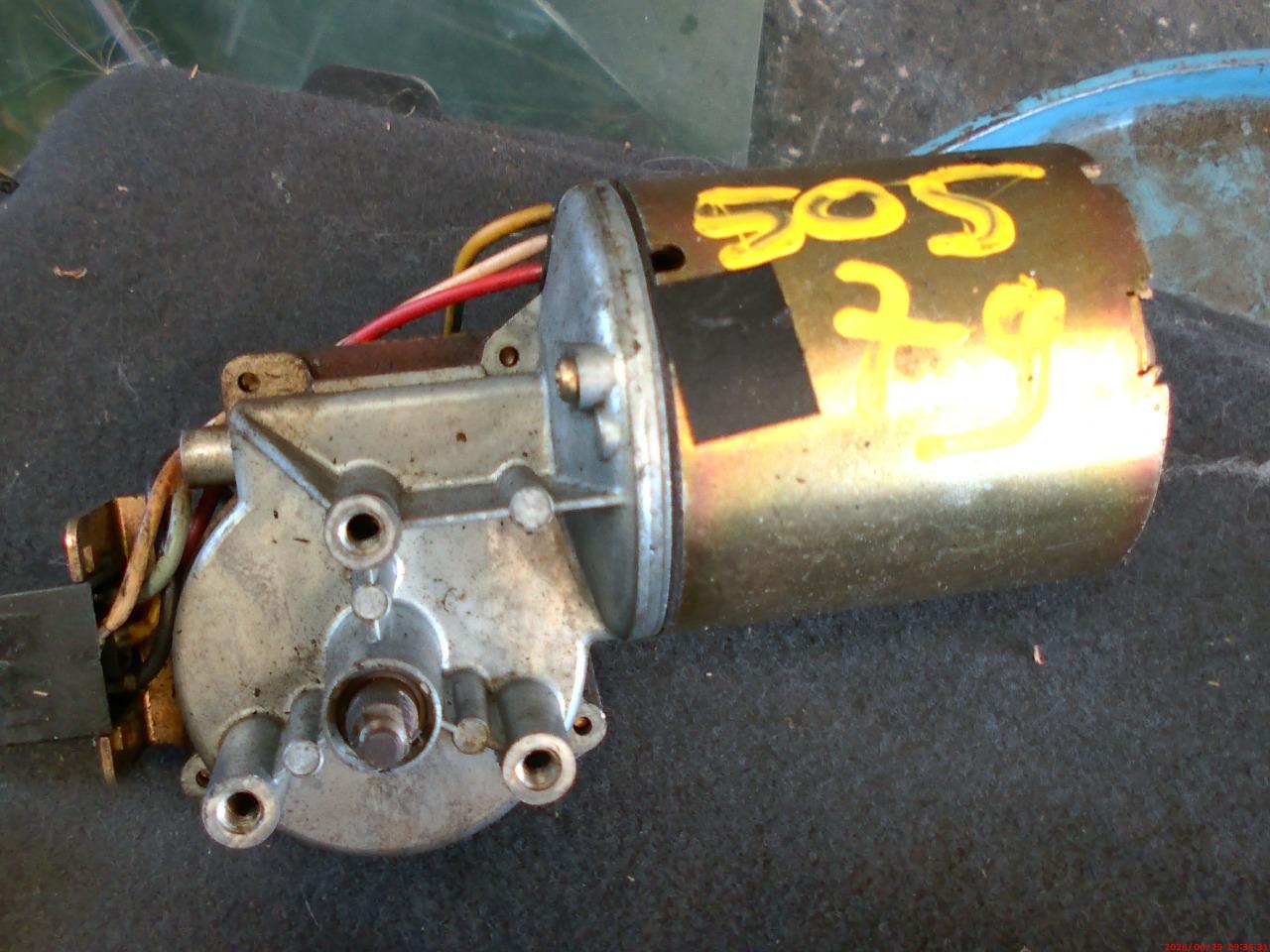 Moteur essuie glace PEUGEOT 505 LesAnciennes.com