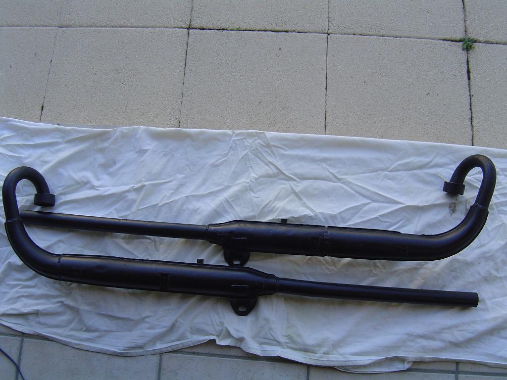 SUZUKI T125 Flying Léopard échappements hauts LesAnciennes.com